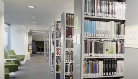 Difference between Green Library and Traditional Library Difference between Green Library and Traditional Library